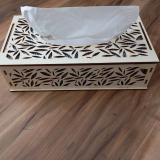 Drevená krabička na servítky – s cirkevným alebo klasickým motívom! Elegantná krabička na servítky z prírodnej preglejky –...